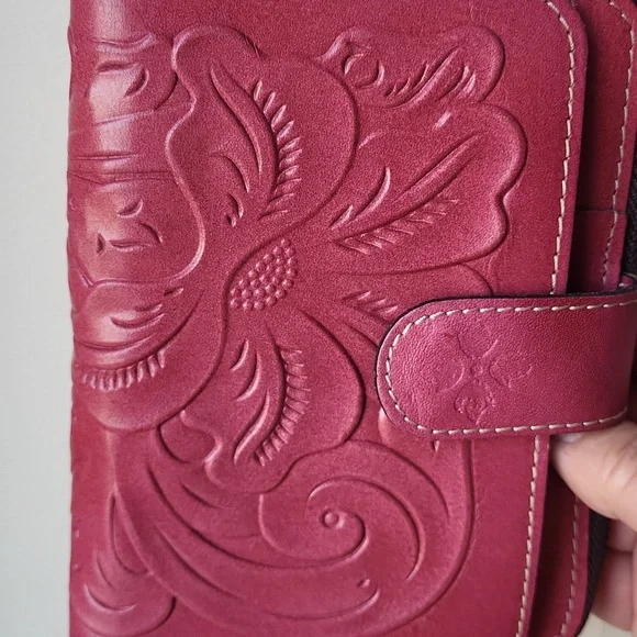 Patricia Nash Pink Tooled Fini Agenda